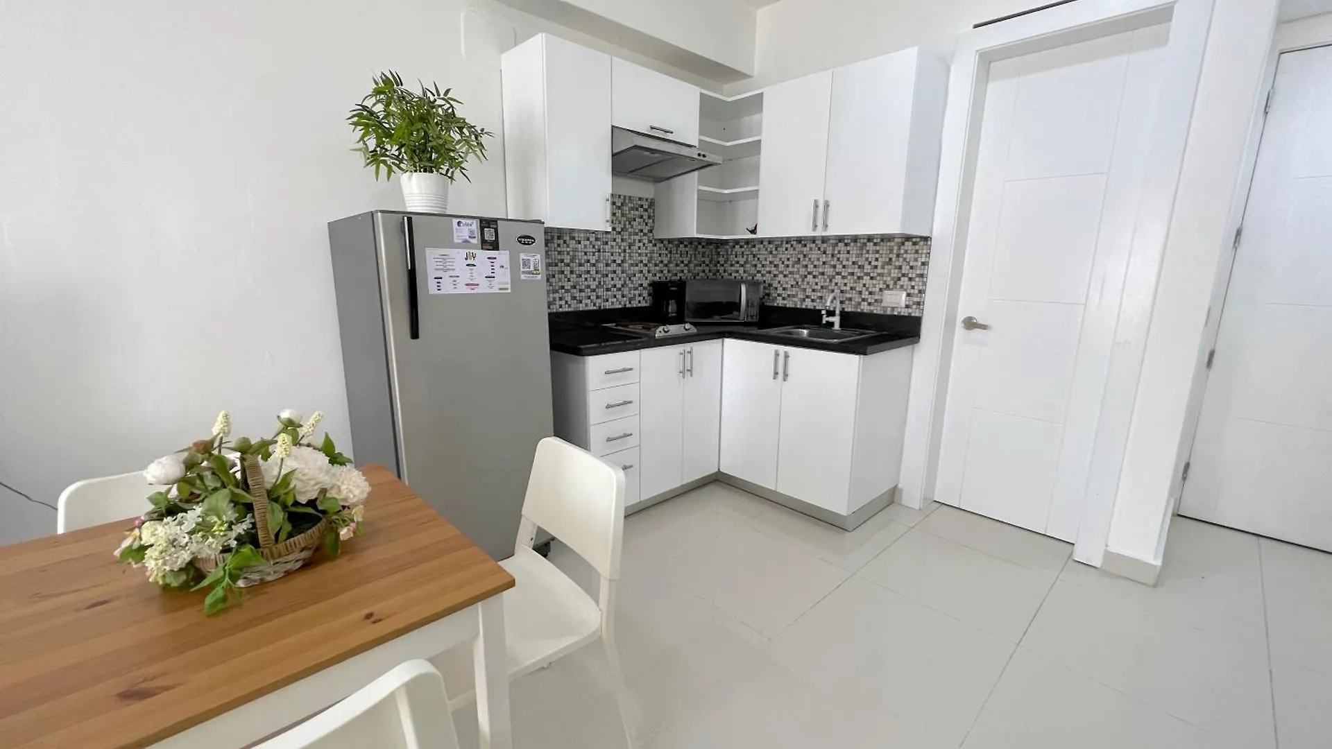Hotell Vacation Studios With Rooftop Pool, Beach Club, Restaurants - Playa Los Corales Punta Cana