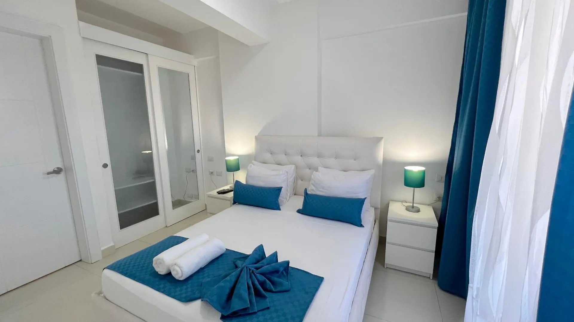 Vacation Studios With Rooftop Pool, Beach Club, Restaurants - Playa Los Corales Punta Cana 5*,  Dominikanska republiken